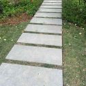 咸阳 芝麻黑小区踏步、汀步石铺装效果