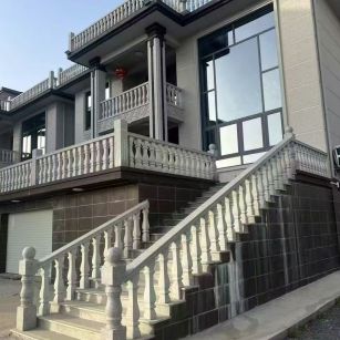 咸阳 芝麻白别墅阳台栏杆，楼梯栏杆