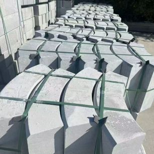 咸阳 芝麻灰弧形路沿石