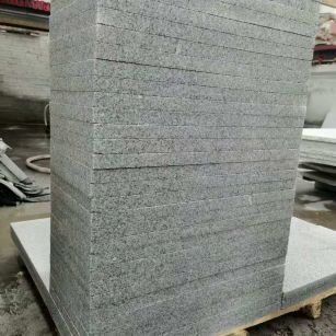 咸阳 花岗岩 地铺成品300*600，尺寸标准、厚薄均匀