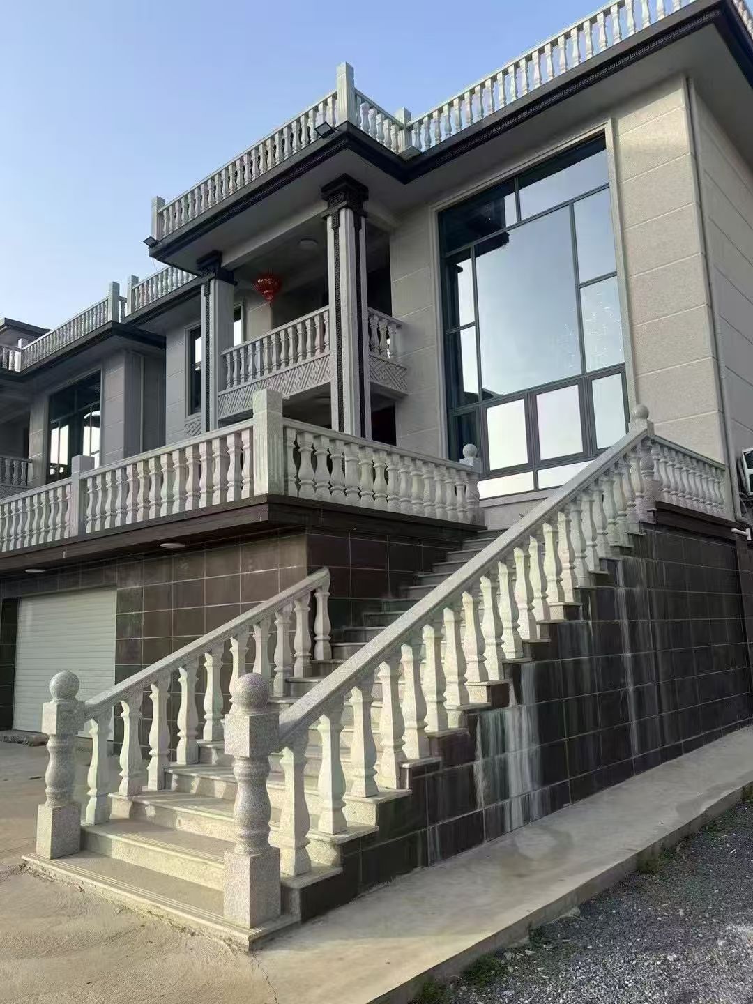 咸阳 芝麻白别墅阳台栏杆，楼梯栏杆