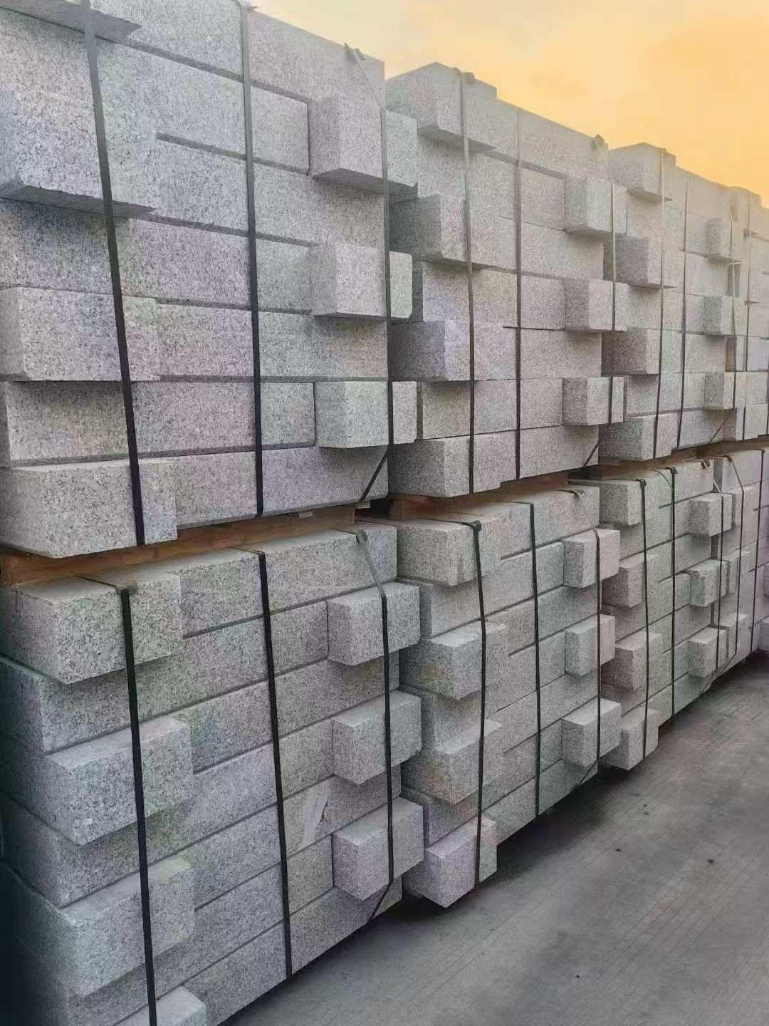 咸阳 芝麻白路沿石
