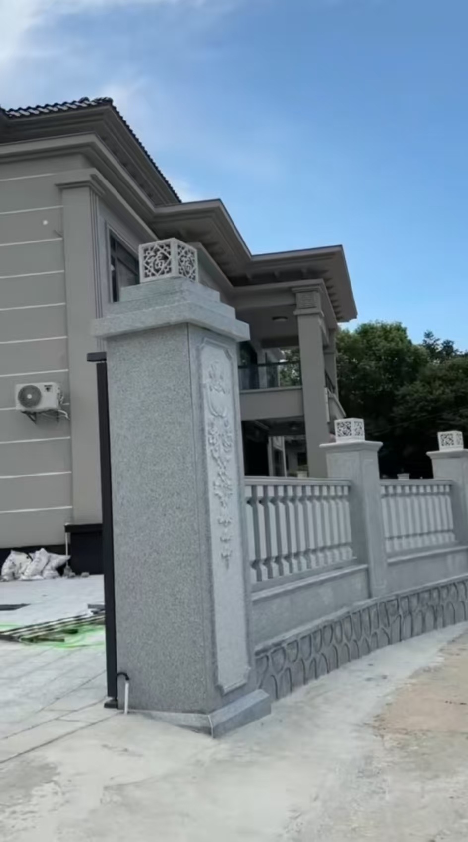咸阳 芝麻白别墅围墙栏杆，私人订制